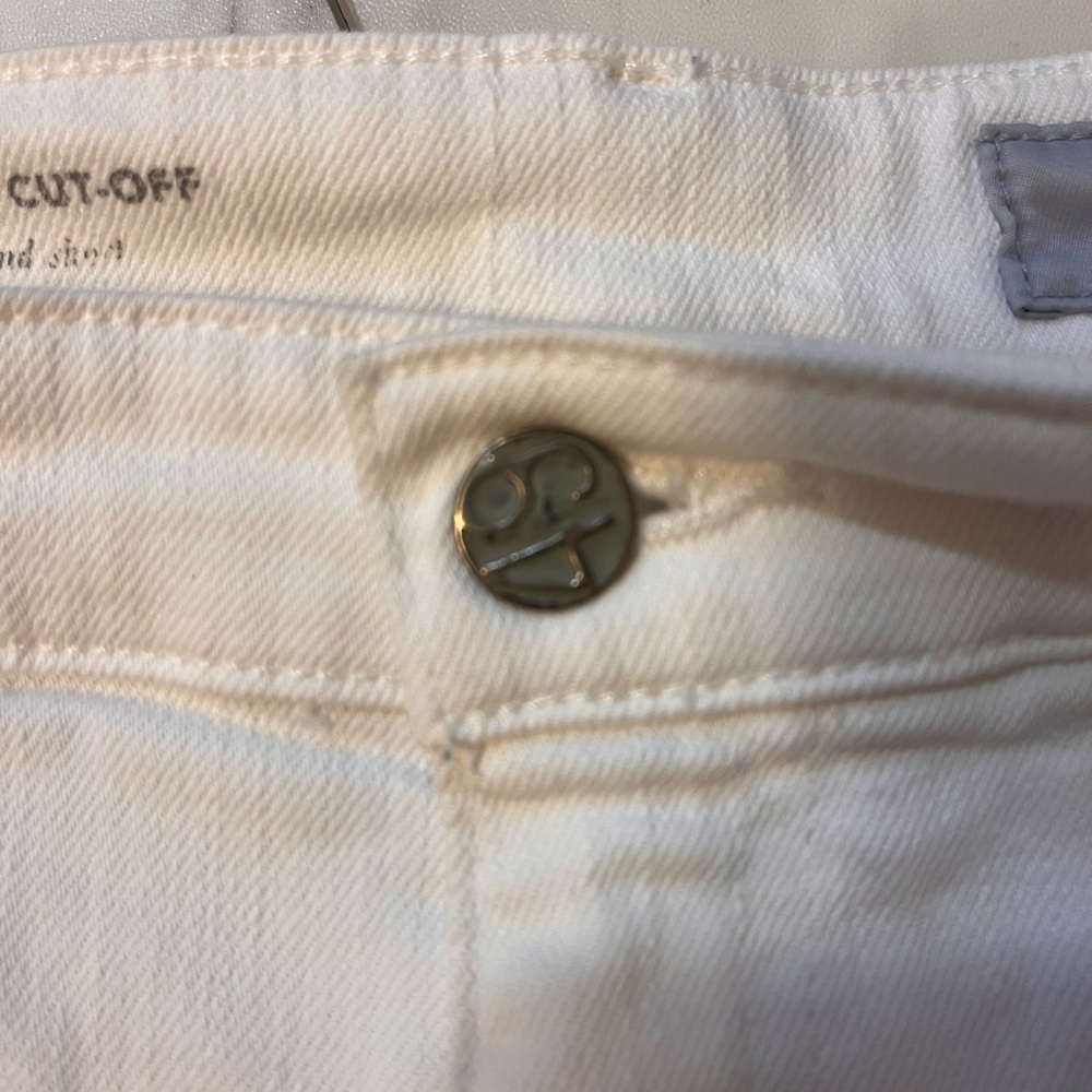 AG-Ed white denim shorts - Picture 3 of 5